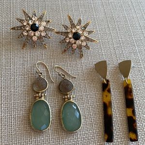 Set of three pairs of casual earrings